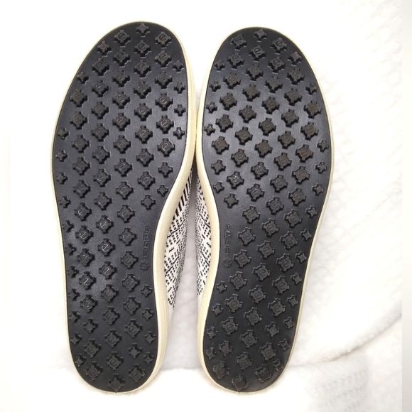 Women's Stylish Ecco Hydromax Hybrid Walking/Golf Shoes Spikeless Sz 40EU Blk/Wh - Picture 7 of 10